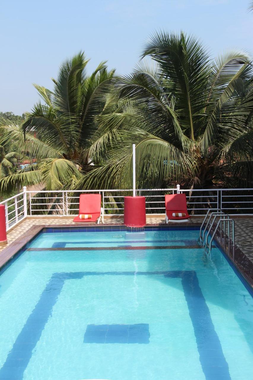 Hotel M R Manfred Calangute Buitenkant foto